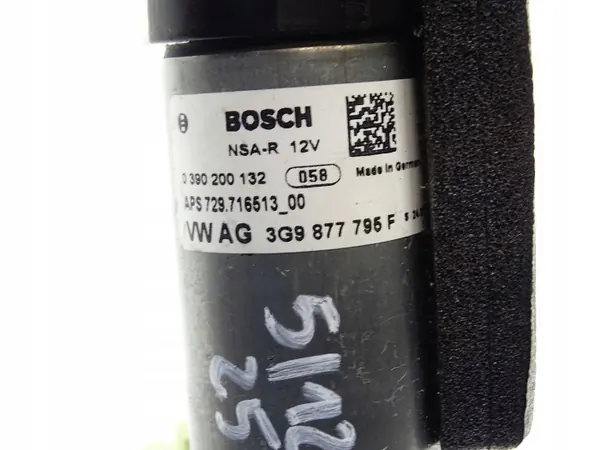 VW Passat B8 Schiebedachmotor OEM 3G9877795F image 5