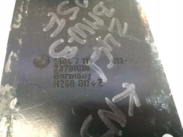 BMW 3 Series Jäähdyttimen kiinnityspaneeli 2010 Saloon OEM 7117812 image 5