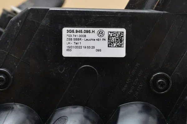 VW PASSAT B8 LIFT SEDÁN LUZ LED TRASERA IZQUIERDA 3G5945095H image 9