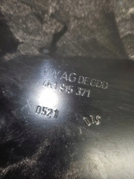 Audi A6 S6 C8 akkupohja OEM 4K1915371 image 4