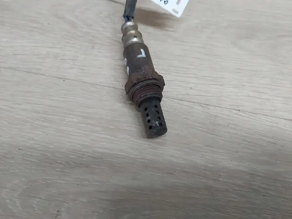 Toyota FJ Cruiser 4.0 V6 Sensor 89465-35670 image 3