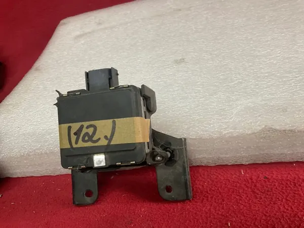 Sensor radar OEM 5Q0907561F para VW Golf VII, Audi A3 image 3