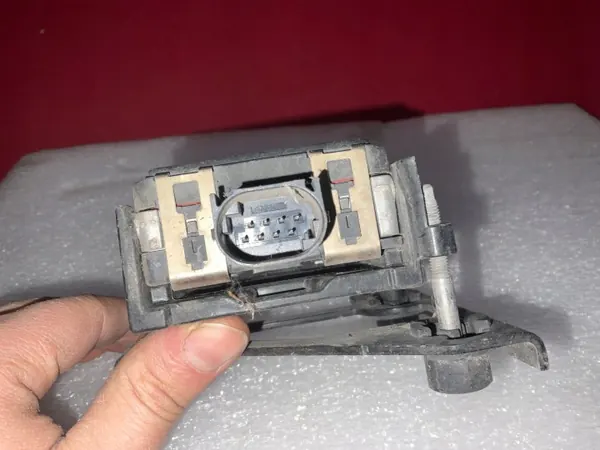 Sensor radar OEM 5Q0907561F para VW Golf VII, Audi A3 image 4