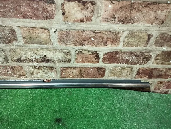 OEM LKC11687 Linker Achterdeur Schraper Toyota Avensis image 3