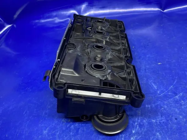 Couvercle de soupape OEM 03L103469S pour VW Passat B8 2.0 TDI image 8