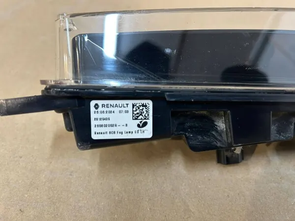 OEM 265802052R Luz de parachoques trasera izquierda Renault Megane V image 7