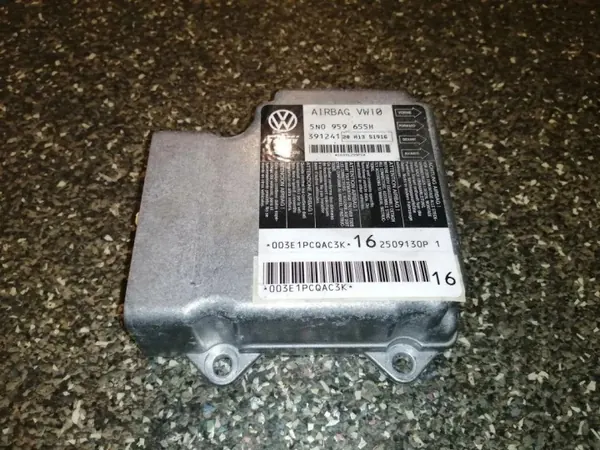 Module airbag VW 5N0959655H pour Tiguan 2010 2.0L image 2