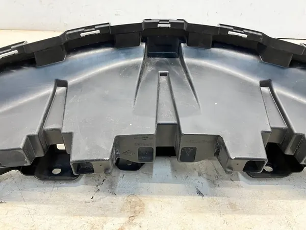 Yaris III Front Grill 53111-0DB10 image 7