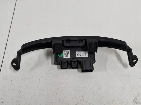 Tomada USB/AUX Fiat 500X OEM 735626663 image 5