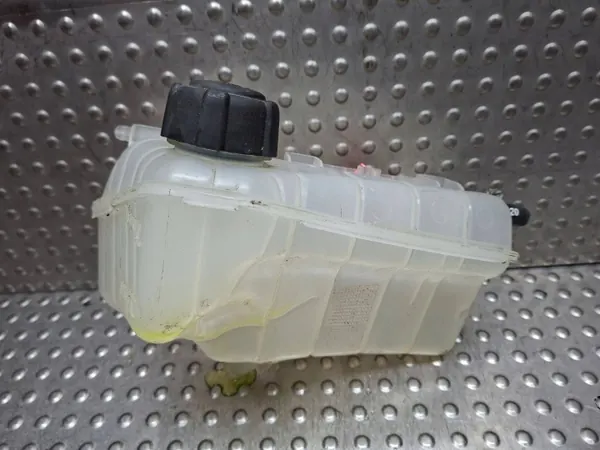 Uitzettank OEM S26282255 voor Renault Kangoo II image 2