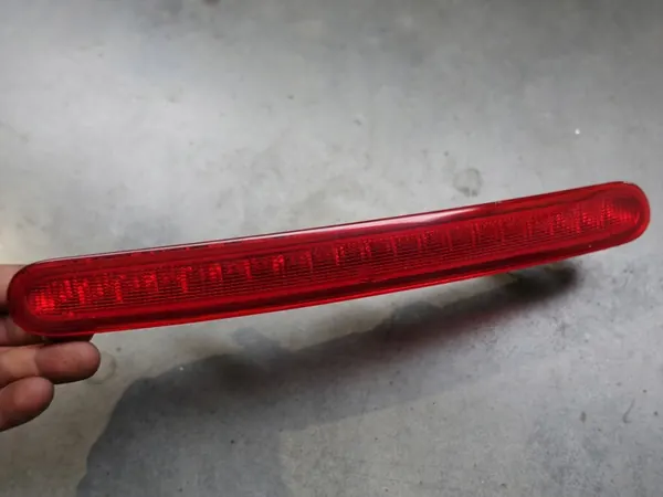 Lisäjarruvalo VW New Beetle 1Y image 2