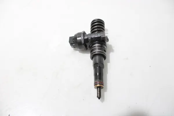 Inyector OEM 0414720210 para VW Transporter T5 2.5TDI image 3