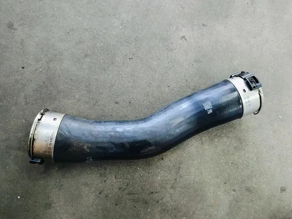 Tubería de aire intercooler BMW 7810616 F20 F30 F32 F34 2.0D image 3