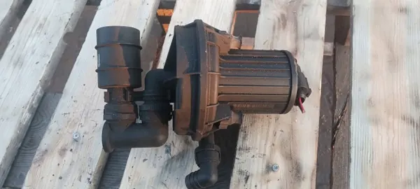 Sekundärluftpumpe OEM 022131083K für Audi VW 3.2 FSI image 5