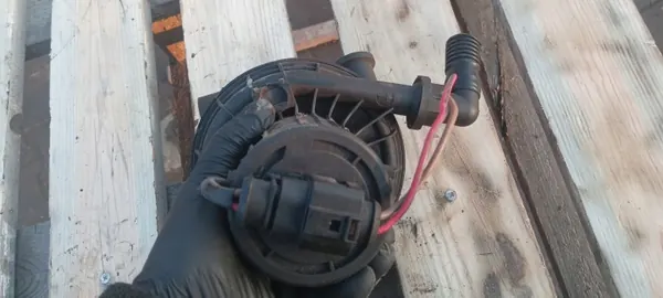Sekundärluftpumpe OEM 022131083K für Audi VW 3.2 FSI image 9