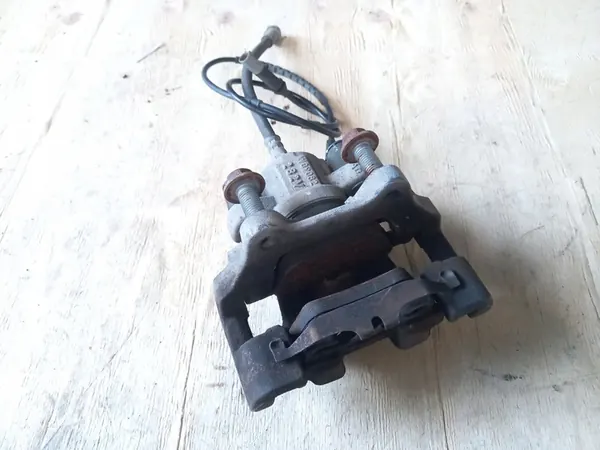 BMW F34 Pinza Freno Destro Posteriore image 3