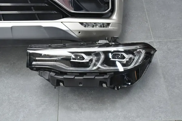 Frontstoßstange OEM 7933317 mit LED BMW X7 image 3