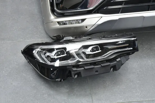 Frontstoßstange OEM 7933317 mit LED BMW X7 image 4