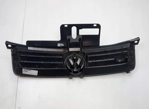 Volkswagen Polo 1.4 Grille image 4