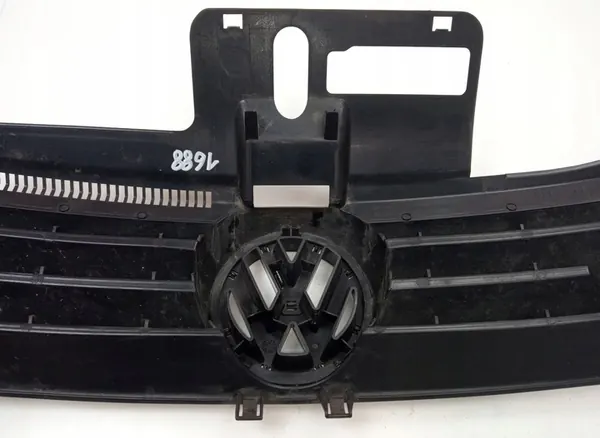 Volkswagen Polo 1.4 Grille image 6