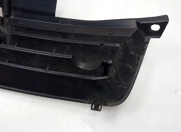 Volkswagen Polo 1.4 Grille image 7