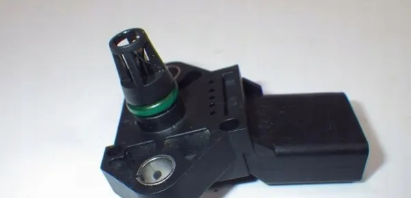 Sensor pressão sobrealimentação OEM 038906051F Audi RS6 C6 image 4