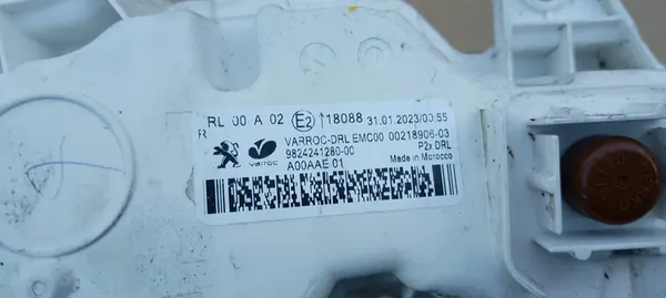 Farol LED Halógeno Direito Peugeot 208 II image 8