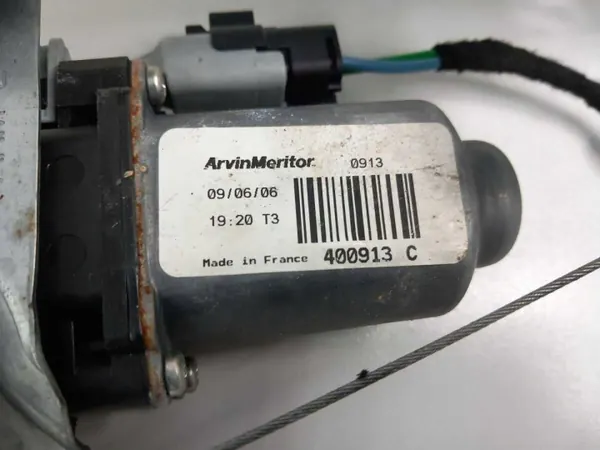 OEM 620*E Etu vasen ikkunan nostin Peugeot 207 image 8