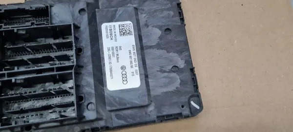 Audi Q5 II ohjausmoduuli OEM 8W0907063CE image 3