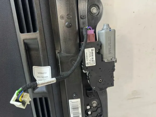 Kompletes Schiebedach Mercedes-Benz CLS 500 W218 OEM A2187801040 image 3