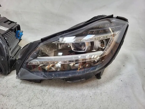 MERCEDES CLS W218 Full LED ILS Links + Rechts image 3