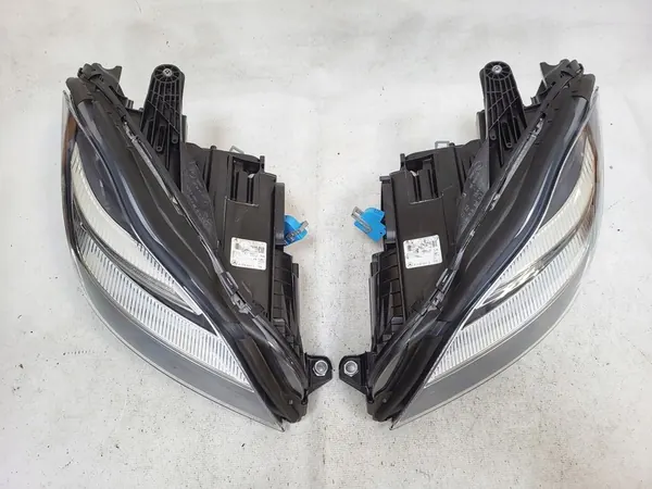 MERCEDES CLS W218 Full LED ILS Links + Rechts image 9