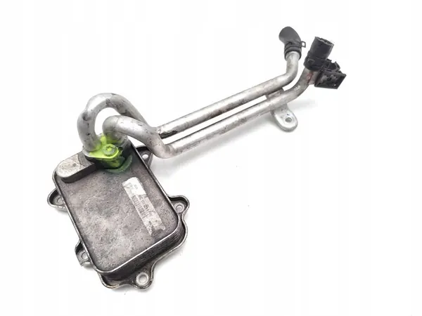 Audi A3 Öl Kühler 1.4 TFSI 2008 03C117021E image 9