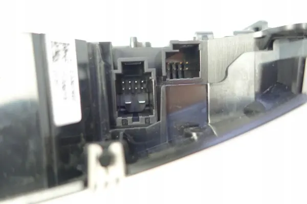 Mercedes A W177 Katovalaisin OEM A0009001919 image 3