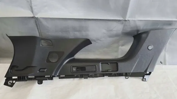 Vasen takakontin sivusuojus OEM 631122282 Renault Espace VI image 2
