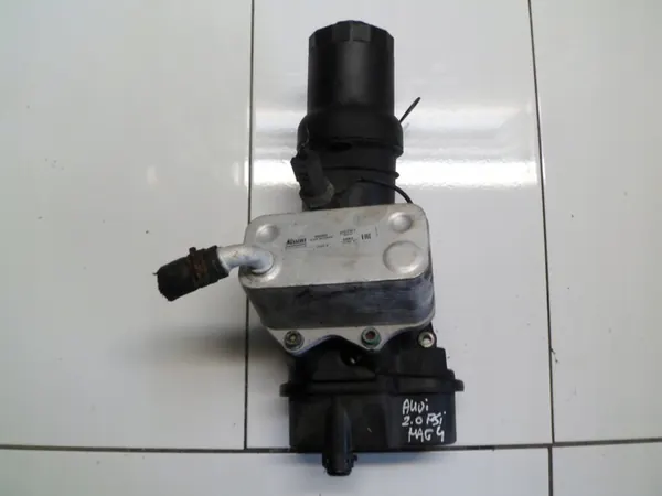 Volkswagen OE Oljefilterhus 06D115397D image 2