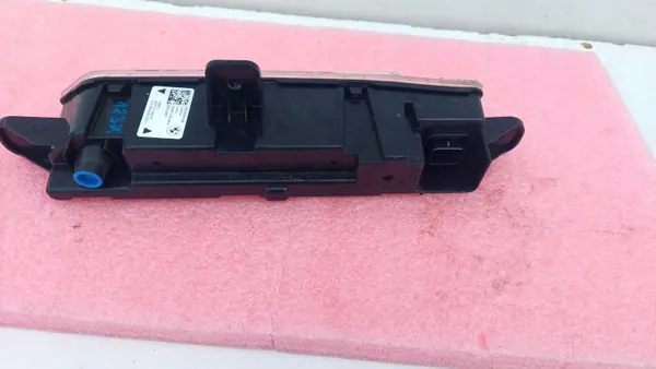 LED-peruutusvalo BMW Z4 G29 OEM H3745045109 image 4