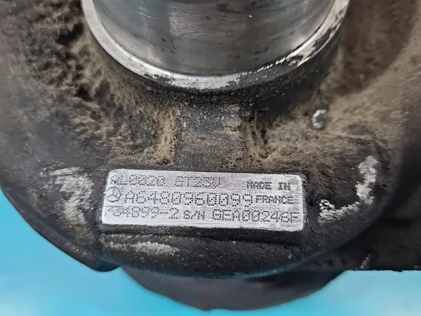 Turbocompresor Mercedes W211 3.2 CDI 204CV A6480960099 image 4