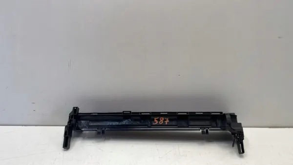 Support de radiateur Mercedes GLC X253 côté droit image 4