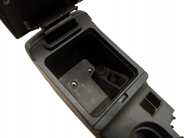Accoudoir console avant Subaru WRX OEM 92132FG010 image 4