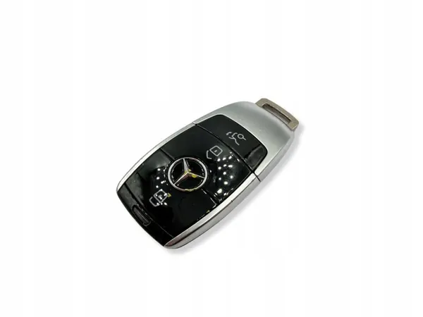 Mercedes-avain OEM A2229055909 E-luokan Sedanille image 3