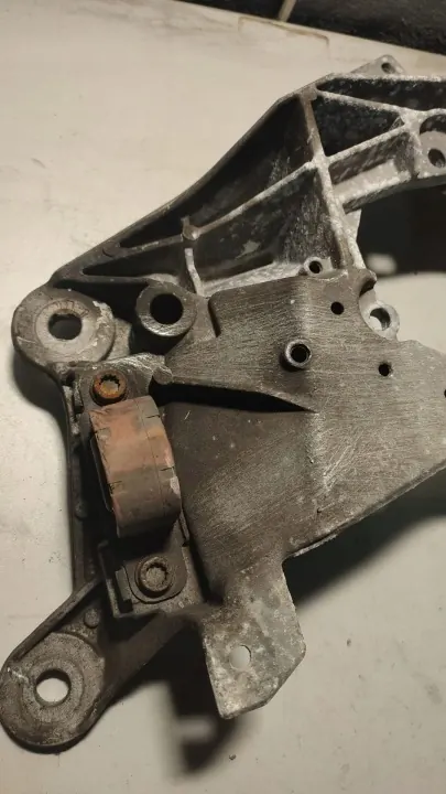 Support de boîte Audi Q5 SQ5 OEM 4H0399263A image 3