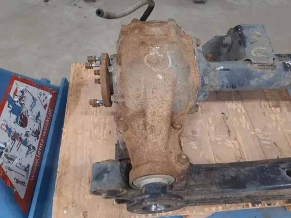 Nissan Navara D22 Differential OEM 3851161G45 image 4
