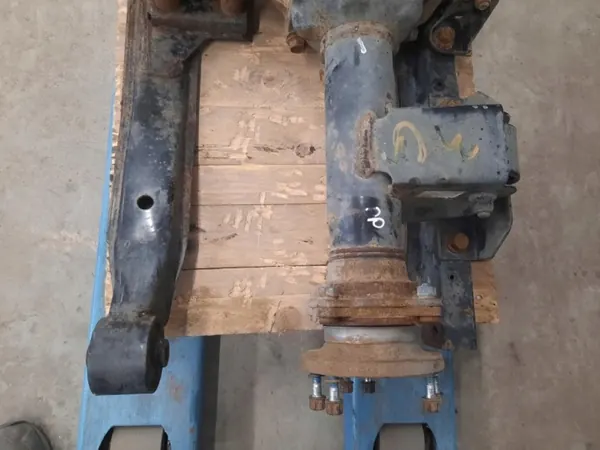 Nissan Navara D22 Differential OEM 3851161G45 image 7