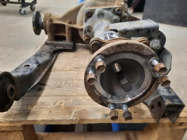Nissan Navara D22 Differential OEM 3851161G45 image 8