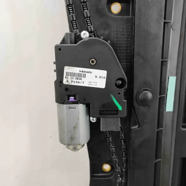 Toit Ouvrant Maserati Ghibli OEM 06701415940 Occasion image 5