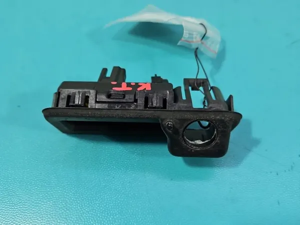 Poignée de hayon OEM 5E3827566A pour Cupra Formentor image 3
