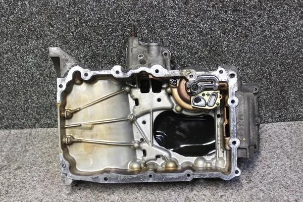 CITROEN PEUGEOT OPEL 1.2 THP Oljesump HN02 image 2