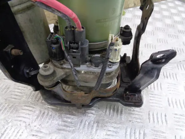 Pompe direction sècheur Ford OE 4M513K514AD image 6