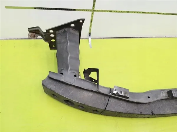 Viga del parachoques delantero OEM 51748629 Fiat Croma II image 3